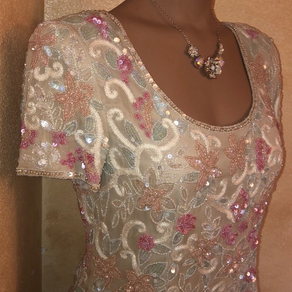 Easter Dream Vtg Adrianna Papell Silk beaded top - Picture 6 of 10